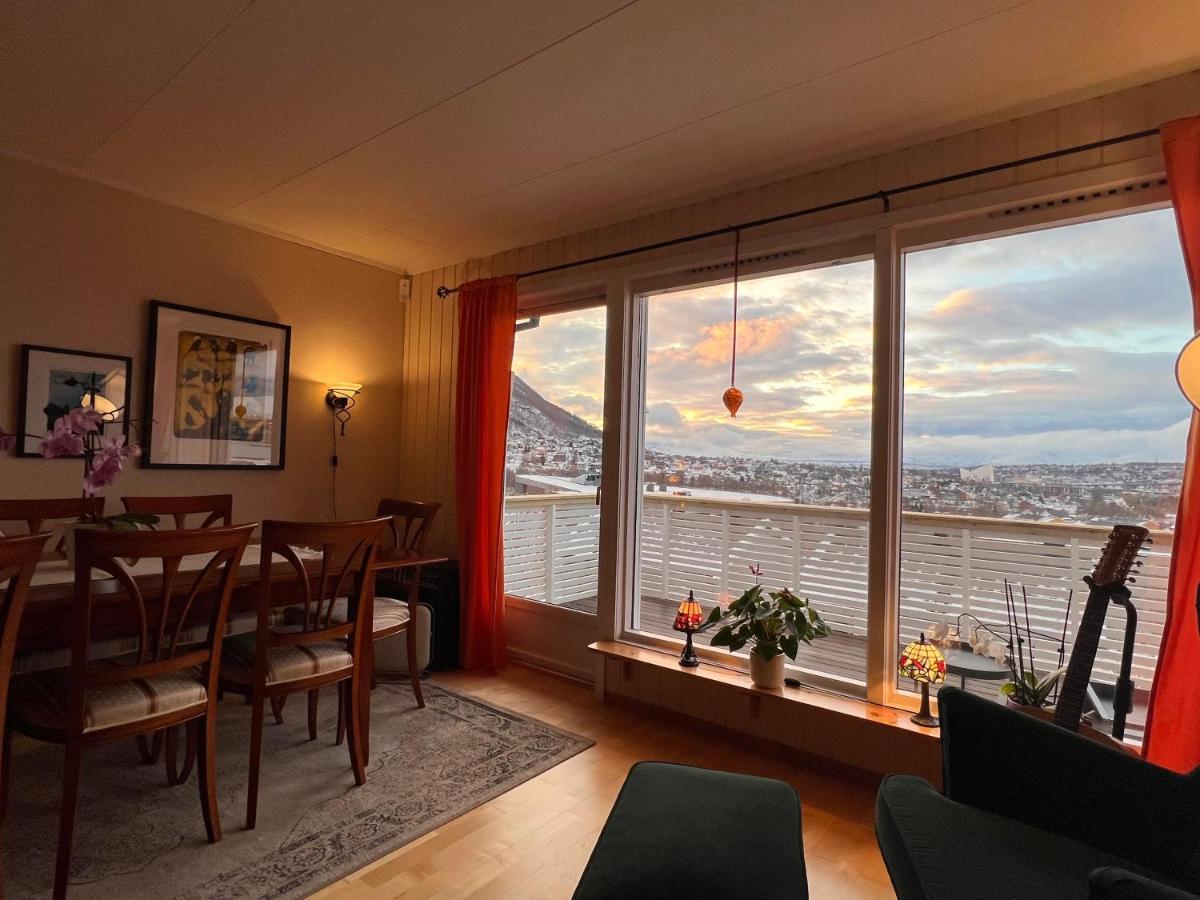 Вилла Large House With Spectacular View Тромсё Экстерьер фото
