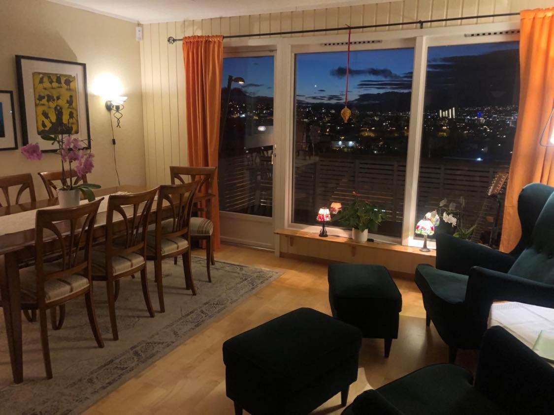 Вилла Large House With Spectacular View Тромсё Экстерьер фото