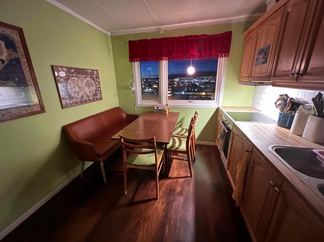 Вилла Large House With Spectacular View Тромсё Экстерьер фото